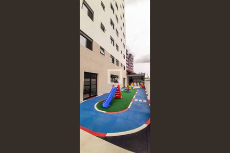 Apartamento à venda com 82m², 2 quartos e 2 vagas Apartamento à venda com 82m², 2 quartos e 2 vagasÁrea comum - Playground