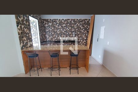 Sala/Cozinha de apartamento para alugar com 2 quartos, 81m² em Parque Esplanada do Embu, Embu das Artes