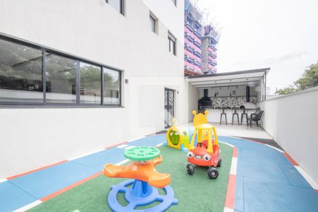 Apartamento à venda com 82m², 2 quartos e 2 vagas Apartamento à venda com 82m², 2 quartos e 2 vagasÁrea comum - Playground
