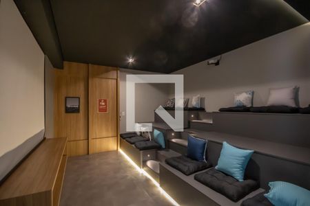 Apartamento à venda com 82m², 2 quartos e 2 vagas Apartamento à venda com 82m², 2 quartos e 2 vagasCinema
