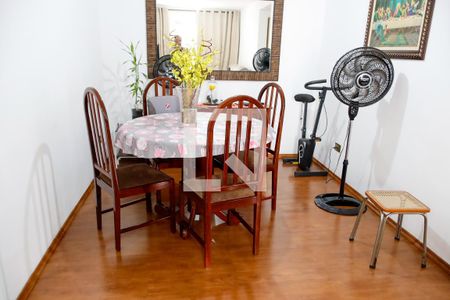 Sala de apartamento à venda com 2 quartos, 62m² em Veloso, Osasco