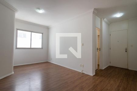 Sala de apartamento para alugar com 3 quartos, 99m² em Cambuí, Campinas