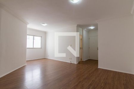 Sala de apartamento para alugar com 3 quartos, 99m² em Cambuí, Campinas