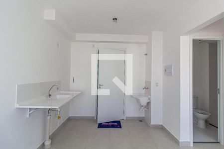 Sala/Cozinha de apartamento para alugar com 2 quartos, 32m² em Colônia (zona Leste), São Paulo