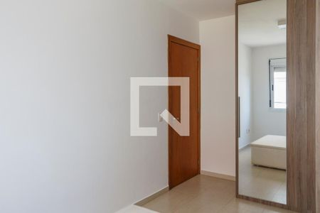 Quarto 2 de apartamento para alugar com 2 quartos, 72m² em Camaquã, Porto Alegre