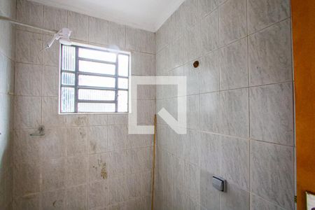 Banheiro de casa para alugar com 1 quarto, 90m² em Vila Assis Brasil, Mauá