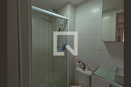 Banheiro de apartamento para alugar com 1 quarto, 29m² em Vila Palmeiras, São Paulo