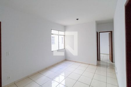 Sala  de apartamento para alugar com 3 quartos, 65m² em Monsenhor Messias, Belo Horizonte