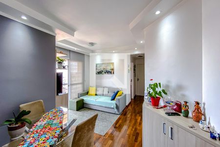 Sala de apartamento à venda com 2 quartos, 51m² em Vila Bertioga, São Paulo