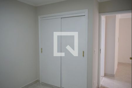 Quarto 2 de apartamento para alugar com 2 quartos, 68m² em Vila Madalena, São Paulo