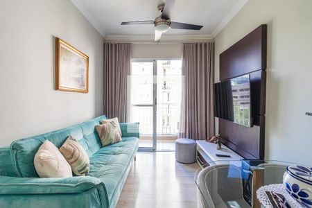 Sala de apartamento à venda com 2 quartos, 58m² em Jardim Tupanci, Barueri