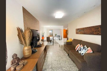 Apartamento à venda com 4 quartos, 143m² em Icaraí, Niterói