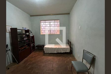 Casa à venda com 4 quartos, 269m² em Carlos Prates, Belo Horizonte