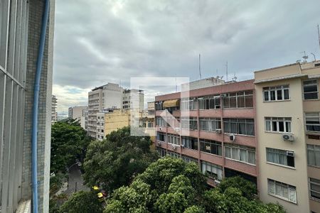 Vista de apartamento à venda com 2 quartos, 75m² em Glória, Rio de Janeiro