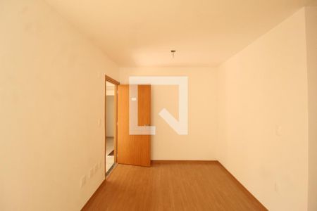 Sala de apartamento para alugar com 2 quartos, 52m² em Jansen, Gravataí