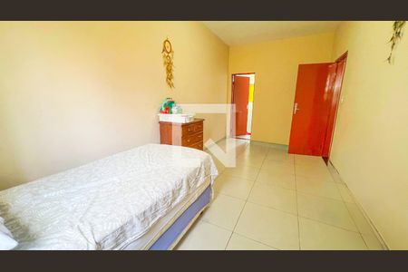 Quarto 02 de casa à venda com 4 quartos, 160m² em Carlos Prates, Belo Horizonte