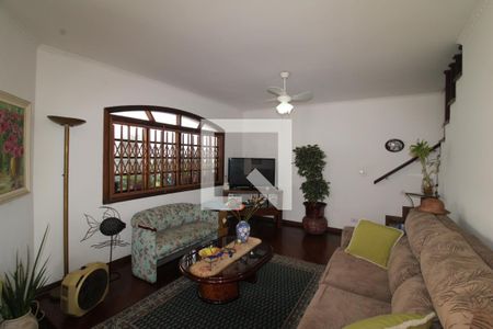 Sala de casa à venda com 5 quartos, 260m² em Vila Barbosa, São Paulo