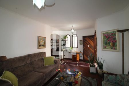 Sala de casa à venda com 5 quartos, 260m² em Vila Barbosa, São Paulo