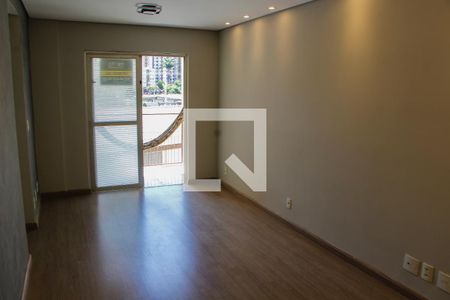 SALA de apartamento à venda com 1 quarto, 63m² em Vila Itapura, Campinas