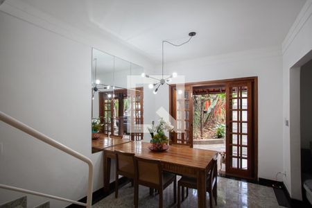 Sala 2 de casa à venda com 3 quartos, 180m² em Santa Branca, Belo Horizonte