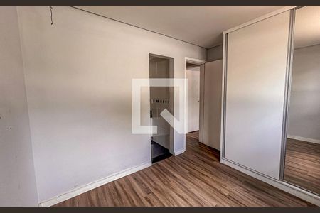 Quarto 1 / suite de apartamento para alugar com 3 quartos, 90m² em Cabral, Contagem