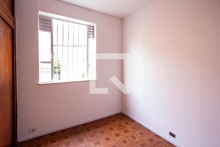 Quarto 2 de apartamento para alugar com 2 quartos, 47m² em Santana, Niterói