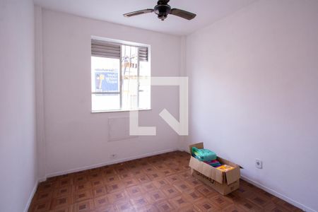 Quarto 1 de apartamento para alugar com 2 quartos, 47m² em Santana, Niterói