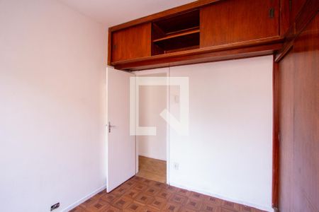 Quarto 2 de apartamento para alugar com 2 quartos, 47m² em Santana, Niterói