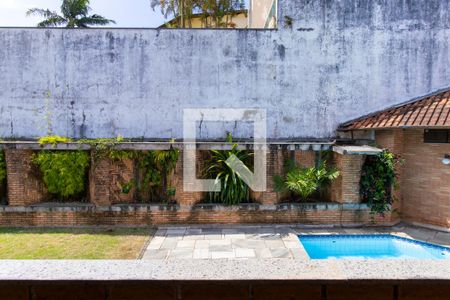 Casa de condomínio para alugar com 454m², 8 quartos e 6 vagas Casa de condomínio para alugar com 454m², 8 quartos e 6 vagasVista da varanda da Suíte 3