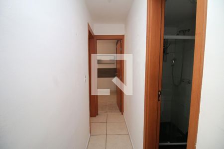 Sala - Corredor de apartamento para alugar com 2 quartos, 48m² em Vigário Geral, Rio de Janeiro