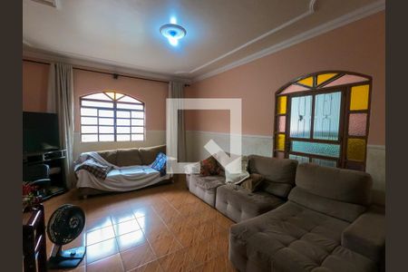 Sala de casa à venda com 3 quartos, 198m² em Jardim Alterosa, Betim