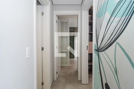 Corredor de apartamento à venda com 2 quartos, 42m² em Jardim Monte Alegre, Taboão da Serra