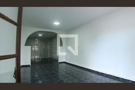 Sala de casa à venda com 1 quarto, 250m² em Jardim Santa Adelia, São Paulo