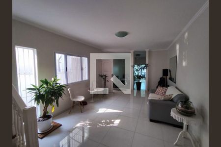 Casa à venda com 4 quartos, 300m² em Jardim Esmeralda, São Paulo