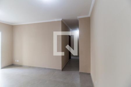 Sala de apartamento para alugar com 2 quartos, 72m² em Jardim Tupanci, Barueri