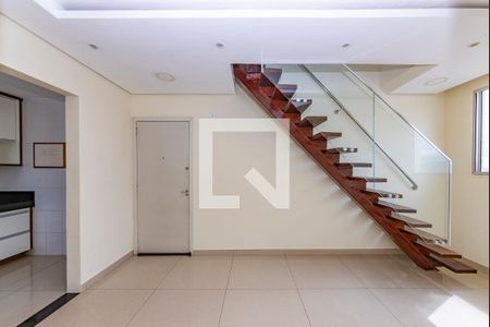 Sala 1 de apartamento à venda com 2 quartos, 100m² em Camargos, Belo Horizonte