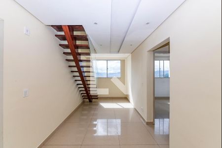 Sala 1 de apartamento à venda com 2 quartos, 100m² em Camargos, Belo Horizonte