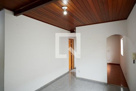 Sala de casa para alugar com 3 quartos, 200m² em Sagrada Família, Belo Horizonte