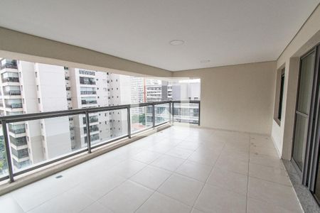 Varanda de apartamento à venda com 3 quartos, 118m² em Vila Dom Pedro I, São Paulo