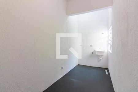 Quarto 2 de casa à venda com 2 quartos, 40m² em Recanto das Rosas, Osasco