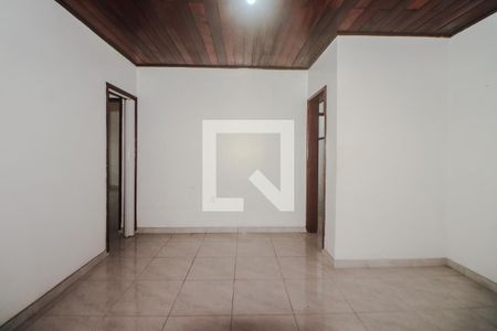 Sala de casa para alugar com 3 quartos, 100m² em Jardim Lindóia, Porto Alegre