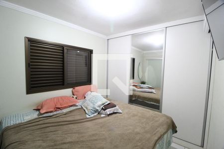 Quarto 2 - Suíte de apartamento para alugar com 2 quartos, 70m² em Santa Mônica, Uberlândia