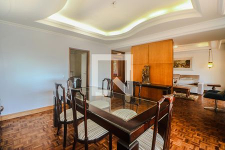 Sala de casa para alugar com 5 quartos, 360m² em Três Figueiras, Porto Alegre