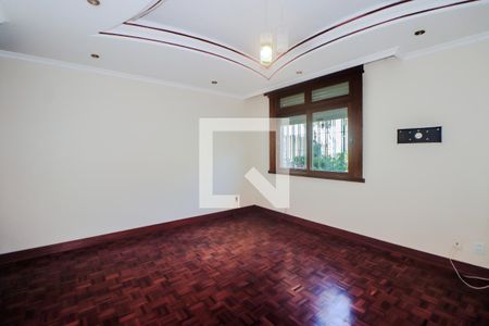 Casa para alugar com 360m², 5 quartos e 6 vagas Casa para alugar com 360m², 5 quartos e 6 vagasSuíte 4