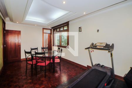 Casa para alugar com 360m², 5 quartos e 6 vagas Casa para alugar com 360m², 5 quartos e 6 vagasSuíte 3