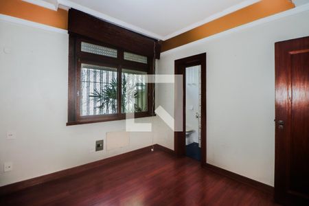 Casa para alugar com 360m², 5 quartos e 6 vagas Casa para alugar com 360m², 5 quartos e 6 vagasSuíte 1