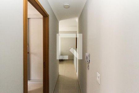 Corredor de apartamento para alugar com 2 quartos, 47m² em Jardim São Cristóvão, São Paulo