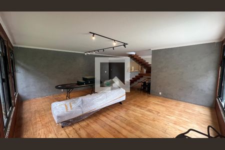 Sala de casa para alugar com 5 quartos, 520m² em Alto de Pinheiros, São Paulo