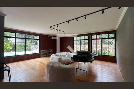 Sala de casa para alugar com 5 quartos, 520m² em Alto de Pinheiros, São Paulo