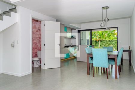 Sala / Cozinha de casa para alugar com 3 quartos, 140m² em Campeche Central, Florianópolis